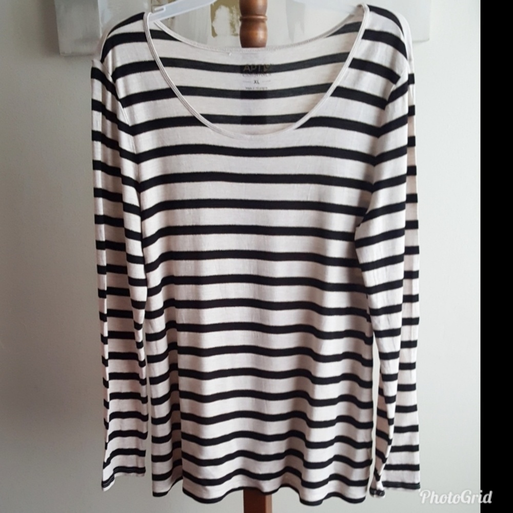 APT.9 TOP